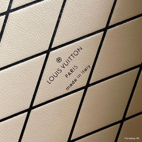 First bags ru PETITE LOUIS MALLE VUITTON 0823